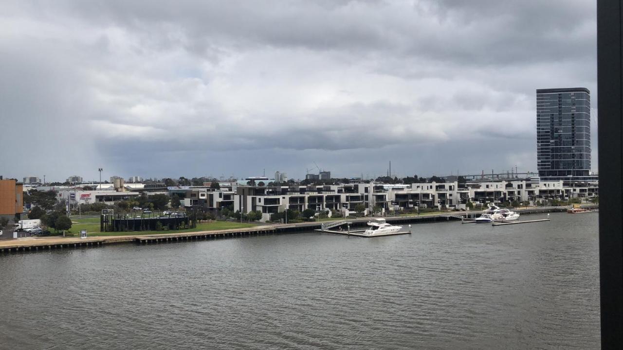 E Waterside S Collection Hotel Melbourne Exterior photo